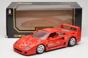 Ferrari F40 Evoluzione FC Nürnberg Special Edition Rot Bburago 1:18 3042-FCN Druckguss — Bild 8 von 8