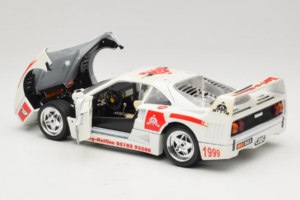 Ferrari F40 Kart-o-Mania Weiß Bburago 1:18 3332-W3 Druckguss — Bild 5 von 8