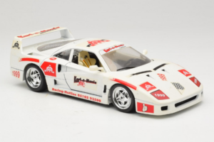 Ferrari F40 Kart-o-Mania Weiß Bburago 1:18 3332-W3 Druckguss — Bild 6 von 8