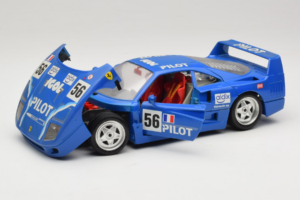 Ferrari F40 Pilot #56 Blau Bburago 1:18 3332-BL1 Druckguss — Bild 2 von 8