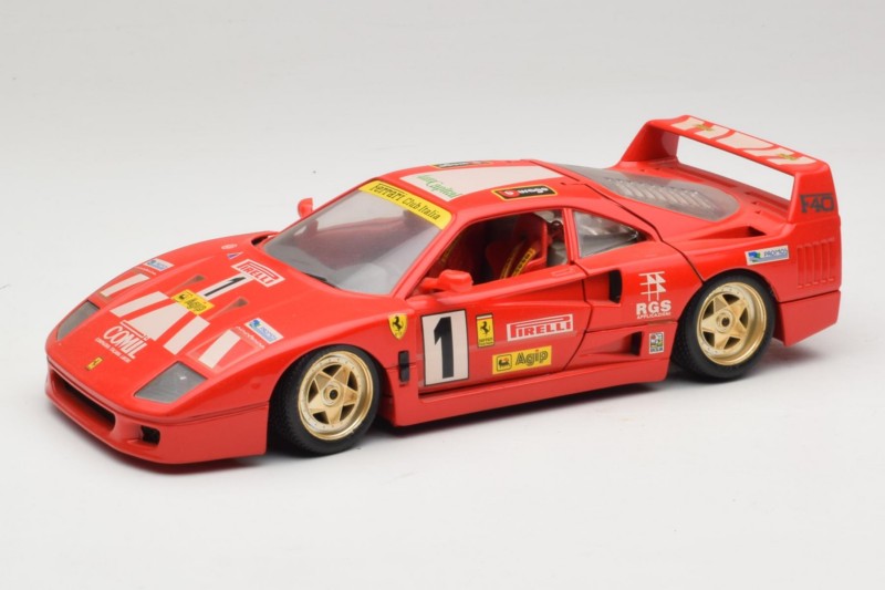 Ferrari F40 Pirelli Agip #1 Ferrari Club Italia Rot Bburago 1:18 3032-P2 Druckguss
