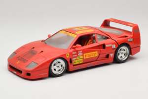 Ferrari F40 Pirelli BBS Rot Bburago 1:18 3032-P4 Druckguss