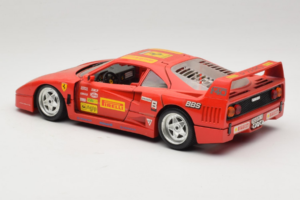 Ferrari F40 Pirelli BBS Rot Bburago 1:18 3032-P4 Druckguss — Bild 7 von 8