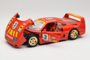 Ferrari F40 #3 Pirelli Rot 1987 Bburago 1:18 3332-P4 Druckguss — Bild 2 von 8
