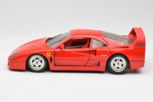 Ferrari F40 Rot Bburago 1:18 3032 Druckguss — Bild 4 von 8