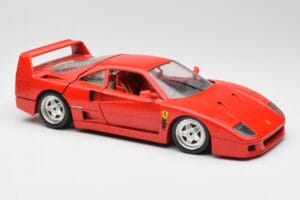 Ferrari F40 Rot Bburago 1:18 3032 Druckguss — Bild 6 von 8
