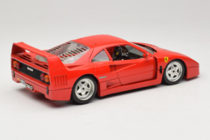 Ferrari F40 Rot Diamond Edition Bburago 1:18 3022-P1 Druckguss — Bild 3 von 8