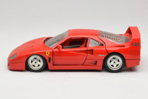 Ferrari F40 Rot Diamond Edition Bburago 1:18 3022-P1 Druckguss — Bild 4 von 8