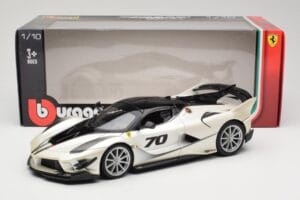 Ferrari FXX-K Evo #70 Weiß Bburago 1:18 18-16012 Druckguss — Bild 8 von 8