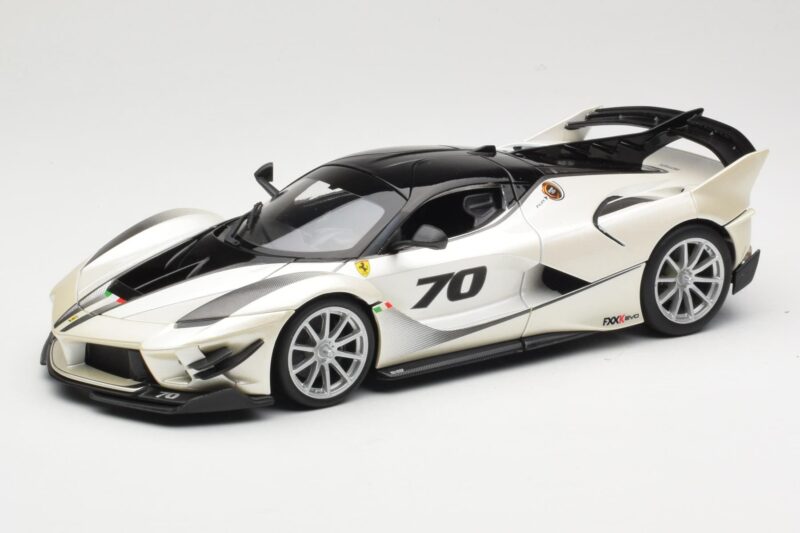 Ferrari FXX-K Evo #70 Weiß Bburago 1:18 18-16012 Druckguss