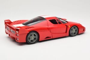 Ferrari FXX Rot Hot Wheels 1:18 310801 Druckguss — Bild 3 von 8