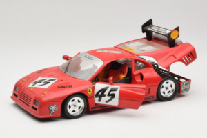 Ferrari 288 GTO Evoluzione #45 Rot Revell 1:18 48820 Druckguss — Bild 2 von 8