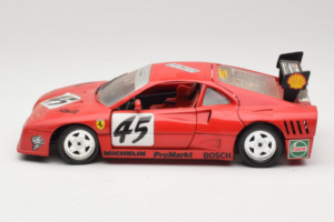 Ferrari 288 GTO Evoluzione #45 Rot Revell 1:18 48820 Druckguss — Bild 4 von 8