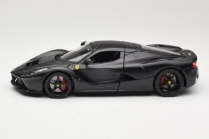Ferrari LaFerrari F150 Matte Black Bburago 1:18 18-16901BK Druckguss — Bild 4 von 8