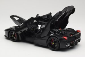 Ferrari LaFerrari F150 Matte Black Bburago 1:18 18-16901BK Druckguss — Bild 5 von 8