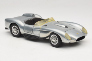 Ferrari Testa Rossa Chrome Silver Hot Wheels 1:18 25737 Druckguss — Bild 6 von 8