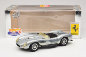 Ferrari Testa Rossa Chrome Silver Hot Wheels 1:18 25737 Druckguss — Bild 8 von 8