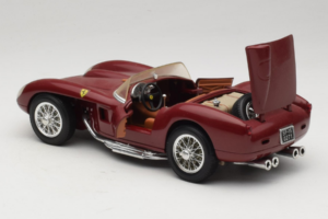Ferrari Testa Rossa Dunkelrot Shell Shell 1:18 40026 Druckguss — Bild 5 von 8