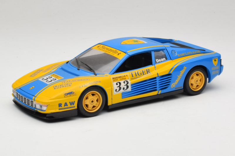 Ferrari Testarossa Bburago 1:18 7019 Druckguss