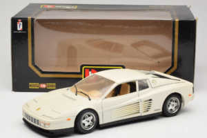 Ferrari Testarossa Weiß Bburago 1:18 3019-W1 Druckguss — Bild 8 von 8