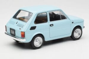 Fiat 126 Hellblau MCG 1:18 MCG18415 Druckguss — Bild 2 von 6