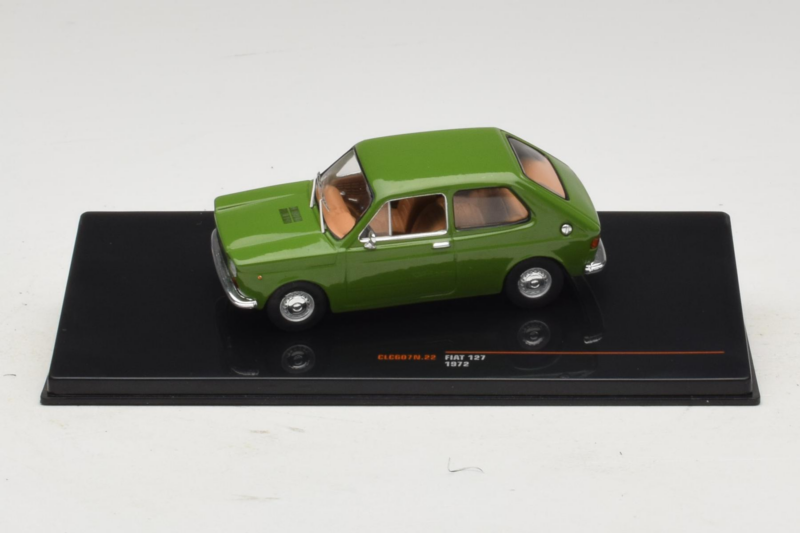 Fiat 127 Grün IXO 1:43 CLC607N Druckguss
