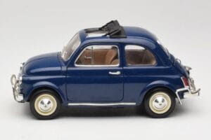 Fiat 500 L Blau Bburago 1:18 3327 Druckguss — Bild 4 von 8