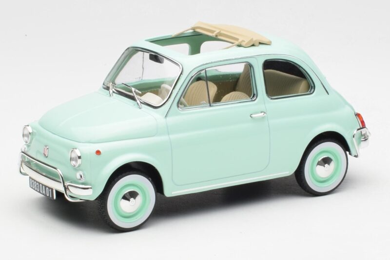 Fiat 500L Pastel Blau Norev 1:18 187777 Druckguss