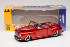 Ford Cabriolet Red Metallic Road Signature 1:18 30028 Druckguss — Bild 8 von 8
