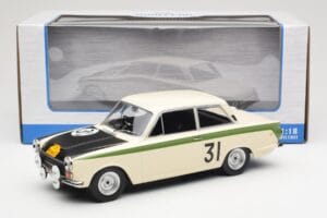 Ford Cortina Lotus #31 J. Ickx / G. Staepelaere Marathon de la Route 1966 MCG 1:18 MCG18436R Druckguss — Bild 6 von 6