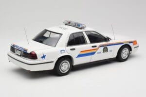 Ford Crown Victoria RCMP Police Car AUTOart 1:18 72706 Druckguss — Bild 3 von 8
