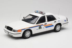 Ford Crown Victoria RCMP Police Car AUTOart 1:18 72706 Druckguss