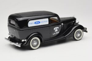 Ford Delivery Truck Ford Parts Schwarz Solido 1:18 8417 Druckguss — Bild 2 von 8