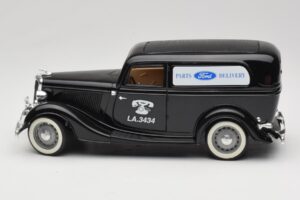 Ford Delivery Truck Ford Parts Schwarz Solido 1:18 8417 Druckguss — Bild 4 von 8