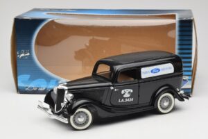 Ford Delivery Truck Ford Parts Schwarz Solido 1:18 8417 Druckguss — Bild 8 von 8