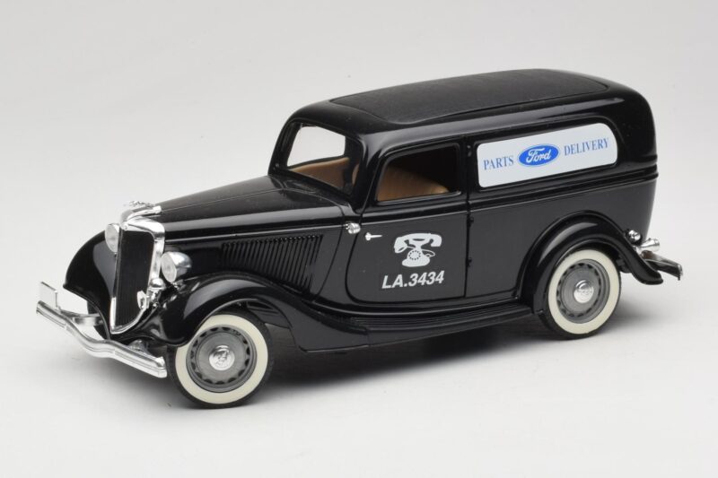 Ford Delivery Truck Ford Parts Schwarz Solido 1:18 8417 Druckguss
