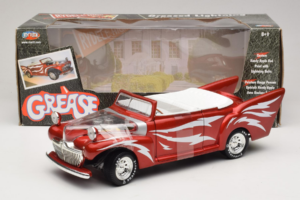 Ford De Luxe Cabriolet Greased Lightning Rot Joyride 1:18 33544 Druckguss — Bild 5 von 5
