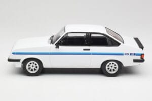 Ford Escort Mk2 RS 2000 Weiß MCG 1:18 MCG18439 Druckguss — Bild 3 von 6