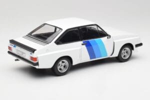 Ford Escort Mk2 RS 2000 X-Pack Diamond Weiß & Blau Decor MCG 1:18 MCG18351 Druckguss — Bild 2 von 6