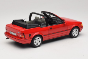 Ford Escort Mk4 XR3i Cabriolet Flamenco Red Otto 1:18 OT1254 Resin — Bild 2 von 6