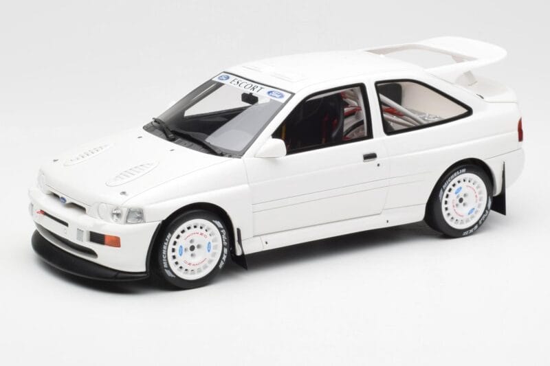 Ford Escort RS Cosworth Group A Weiß Otto 1:18 OT1025 Resin