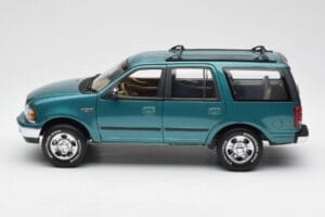 Ford Expedition XLT Grün Metallic UT Models 1:18 22717 Druckguss — Bild 4 von 8
