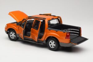 Ford Explorer Sport Trac Orange Maisto 1:18 536891G Druckguss — Bild 5 von 8