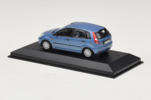 Ford Fiesta Mk5 4-Door Hellblau Minichamps 1:43 FIESTA002 Druckguss — Bild 3 von 4