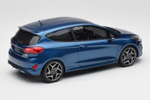 Ford Fiesta Mk8 ST Blau DNA 1:18 DNA000092 Resin — Bild 2 von 6