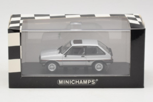 Ford Fiesta XR2 Silber Minichamps 1:43 400085160 Druckguss — Bild 4 von 4