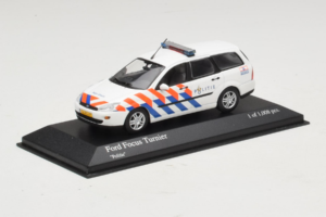 Ford Focus Turnier Politie Minichamps 1:43 430087092 Druckguss — Bild 2 von 4