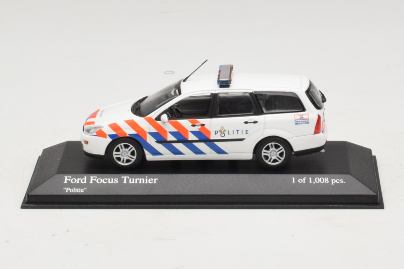 Ford Focus Turnier Politie Minichamps 1:43 430087092 Druckguss