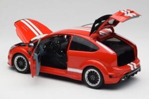 Ford Focus RS LM Classic Edition Race Red 1967 Ford Mk IV Tribute Minichamps 1:18 100080067 Druckguss — Bild 5 von 8