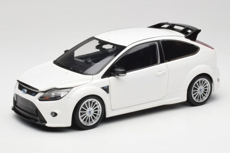 Ford Focus RS Mk2 Weiß Minichamps 1:18 100080002 Druckguss